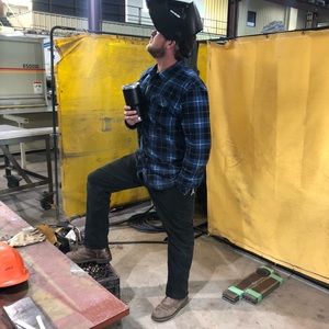 Meet your Posher, Justin